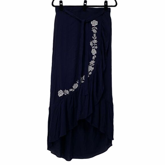 Love Tree Navy Blue‎ White Floral Embroidered Skirt - Picture 1 of 8